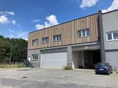 Foto - Großzügige Lagerfläche mit Ladebereich und kleines Büro insgesamt ca. 1.920 m² in SchwarzenbachSaale - Kellergeschoss mit Rampe - LKW-Zufahrt auf dem Areal - verkehrsgünstige Lage