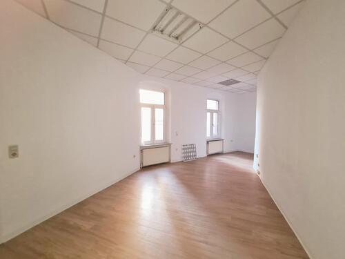 Foto - 1 Zimmer Erdgeschoßwohnung zur Miete in Halle (Saale)