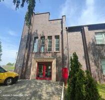 Barrierefreie 2-Raumwohnung mit Fahrstuhl mit möglichen Pflegedienst - Bitterfeld-Wolfen