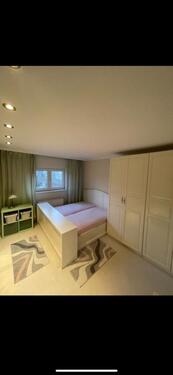 Foto - Liebevoll möbliertes WG Zimmer mit Garten