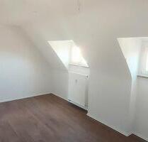 Renovierte, helle 2-Zimmer Wohnung mit Wohnküche - Stuttgart Bad Cannstatt