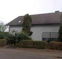 Zweifamilienhaus in der Nähe von Eli Lilly (ca. 1750 m) - Bechtolsheim