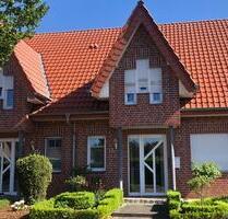 Gepflegte Doppelhaushälfte mit Garten und Garage in ruhiger Lage - Ahaus