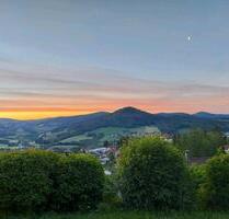 Traumhafte 4,5 Zimmer Wohnung mit Terrasse, Garten und Alpenblick - Hauzenberg