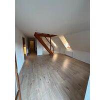 Schöne 3,5 Zimmer Masionette Wohnung - Hechingen