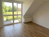 Foto - 2-Zimmer DG-Wohnung für Single - 360,00 EUR Kaltmiete,
