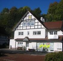 Metzgerei mit Ladenlokal, Wurstküche, Kühlhäuser, Schlachthaus - Lennestadt