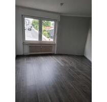 3 Zimmer Wohnung mit Balkon zu vermieten - Wuppertal Gemarkung Ronsdorf