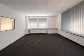 Foto - Helle Bürofläche mit 2 Räumen (64 m²) – Stellplatz inklusive