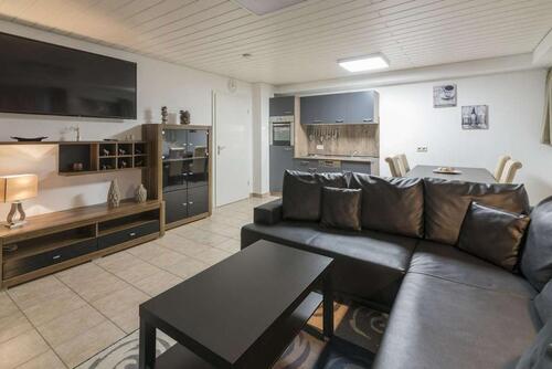 Foto - Etagenwohnung zur Miete in Neckartenzlingen