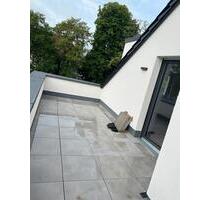 Neubauwohnung in oberster Etage mit Terrasse & TG - Salzkotten