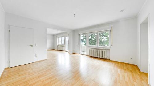 Foto - Oberzent Beerfelden: Großzügige und helle 4 Zimmer-Wohnung mit Balkon!