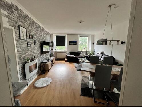 Foto - Helle 3 Zimmer-Wohnung, 101 qm - 980,00 EUR Kaltmiete,
