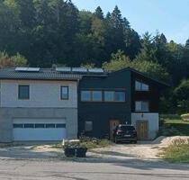 Traumhaus im Grünen *provisionsfrei* mit Baugrundstück - Wehingen