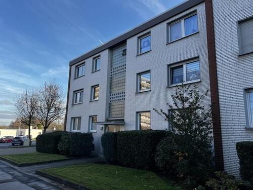 Foto - Die großzügige 3,5-Zimmer-Wohnung im 2. Obergeschoss eines gepflegten Mehrfamilienhauses in Herten - Westerholt überzeugt durch ihren durchdachten Grundriss, lichtdurchflutete Räume und eine...