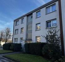 Die großzügige 3,5-Zimmer-Wohnung im 2. Obergeschoss eines gepflegten Mehrfamilienhauses in Herten - Westerholt überzeugt durch ihren durchdachten Grundriss, lichtdurchflutete Räume und eine...