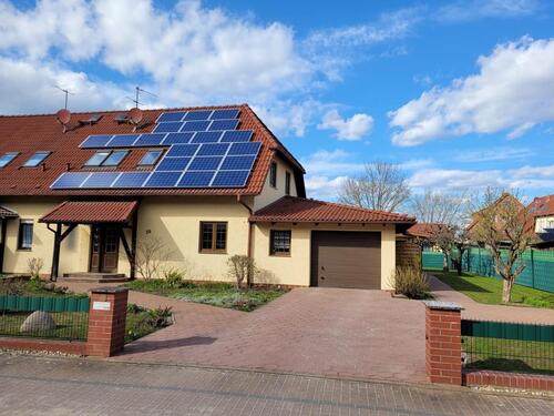 Foto - Doppelhaushälfte mit Einliegerwohnung - Provisionsfrei
