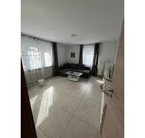 Helle 2-Zimmer-Wohnung mit großer Terrasse - Durmersheim