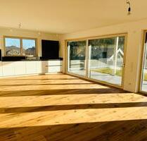 Exklusive und lichtdurchflutete Wohnung in Willingen (Erstbezug) - Willingen (Upland)