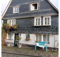 biete haushälfte zum verkauf an - Freudenberg