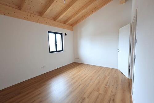 Foto - 3 Zimmer Dachgeschoßwohnung in Hohenlinden