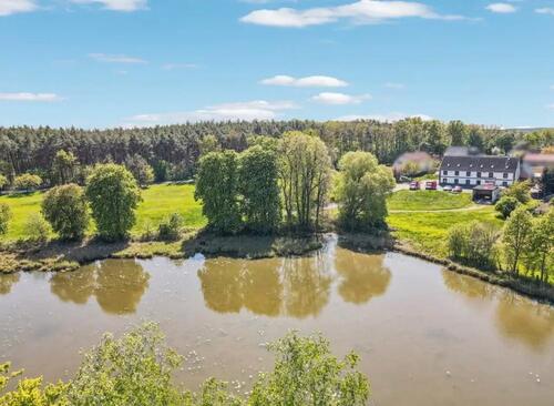 Foto - Haus am See - 320.000,00&nbsp;EUR Kaufpreis, ca.&nbsp; 360,00&nbsp;m&sup2;