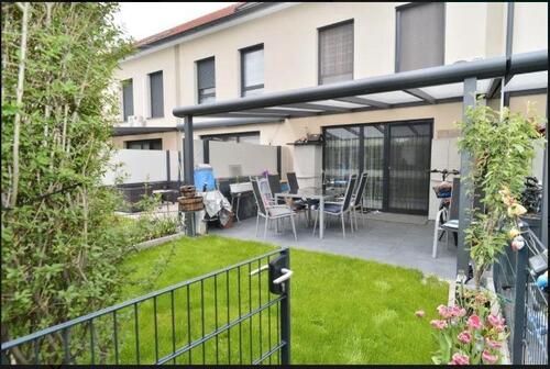 Foto - Drei Etage Reihenhaus!! - 699.000,00&nbsp;EUR Kaufpreis, ca.&nbsp; 141,00&nbsp;m&sup2;