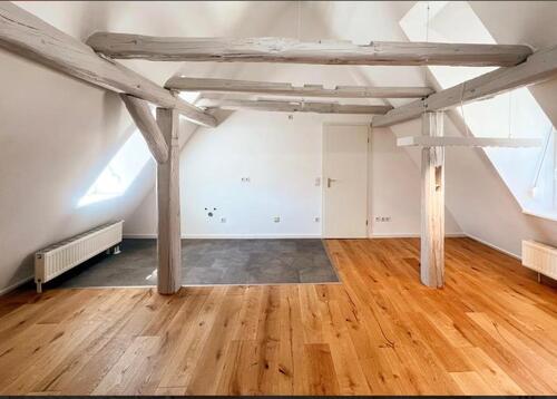 Foto - Helle Dachgeschosswohnung in zentraler Lage – Altstadt Schweinfur