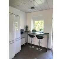 Stilvoll modernisierte 3-Zimmer-Wohnung mit Südwest-Balkon - Kelkheim (Taunus)