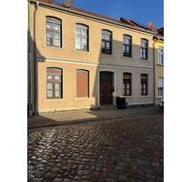 (029) Gemütliche 1-Raum-Erdgeschoss-Wohnung mit Einbauküche in Malchin