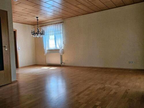 Foto - 5 Zimmer Doppelhaushälfte zum Kaufen in Neustadt an der Waldnaab