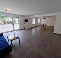 Laden-Bürofläche im Zentrum von Schierling