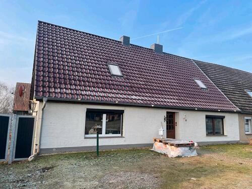 Foto - Eigenheim, Einfamilienhaus, Doppelhaushälfte