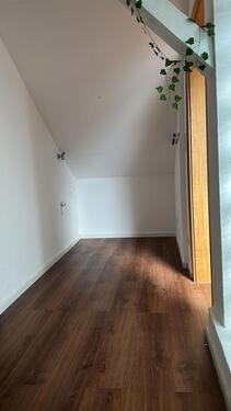 Foto - Dachgeschoßwohnung in Römerberg zur Miete