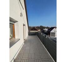 Neckartenzlingen: Attraktive 3,5 Zimmerwohnung zu Vermieten!