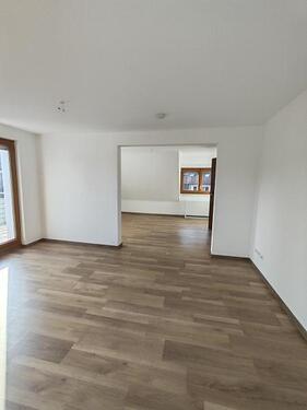 Foto - 3 Zimmer Etagenwohnung zur Miete in Neckartenzlingen