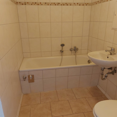 Foto - Treppen steigen - Miete sparen - 340,00&nbsp;EUR Kaltmiete, ca.&nbsp; 61,80&nbsp;m&sup2;