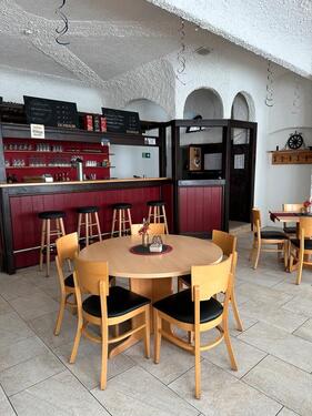 Foto - Laden, Lokal, Bistro, Eisdiele mit Biergarten