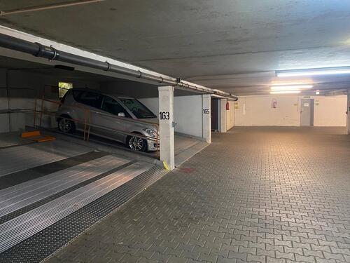 Foto - Tiefgaragen-Stellplatz in der Mahlastraße, 60€Monat, ab sofort