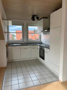 Foto - Helle 2 12 Zimmer-Wohnung - 500,00 EUR Kaltmiete,