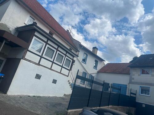 Foto - Einfamilienhaus zum Verkauf - 150.000,00&nbsp;EUR Kaufpreis, ca.&nbsp; 180,00&nbsp;m&sup2;