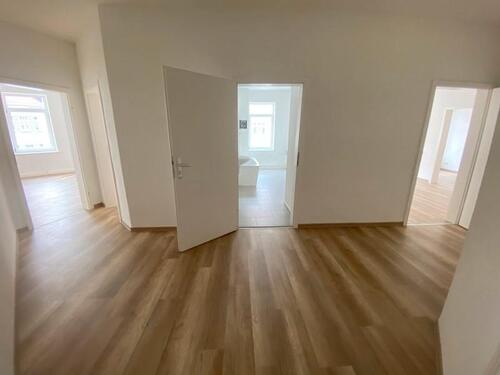 Foto - Familienfreundliche 3 Zimmer Wohnung mit Tageslichtbad