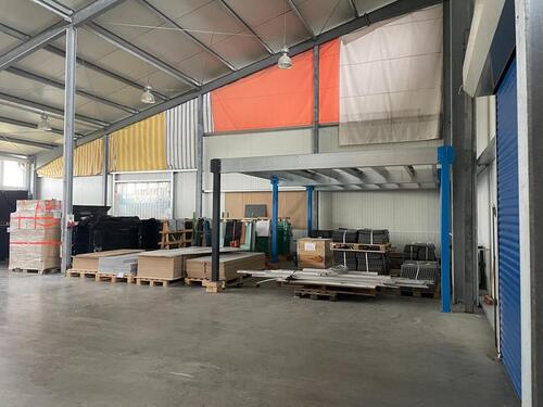 Foto - Gepflegte Lagerhalle zwischen Landsberg und Augsburg