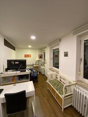 Foto - Zentrales, möbliertes WG-Zimmer nahe Schlossplatz & Hbf Stuttgart