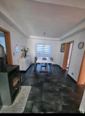 Foto - 4-Zimmer - Wohnung - 900,00 EUR Kaltmiete,