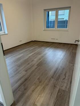 Foto - 2 x 1 Büroraum (18 m2) am Stadtrand von Oldenburg (Petersfehn I)