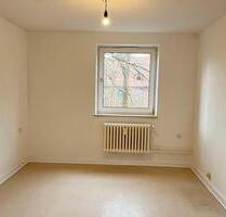 Erdgeschosswohnung mit großer Wohnküche - Kiel Neumühlen-Dietrichsdorf Erdgeschosswohnung mit großer Wohnküche - Kiel Neumühlen-Dietrichsdorf