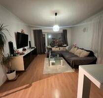 Schöne 2-Zimmer- Wohnung Frankfurt Kalbach 950 € Warmmiete - Frankfurt am Main Nied