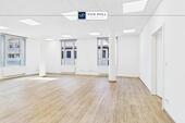 Foto - Lichtdurchflutetes Arbeiten mit Expansionsmöglichkeit im Zentrum