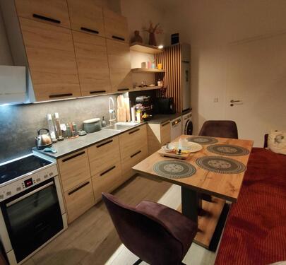 Foto - Helle 3 Zimmer Wohnung mit Terrasse, Balkon, Gartenanteil und EBK